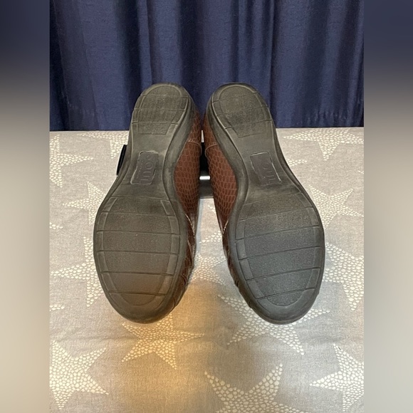 Soul Brown Python Slip On - Picture 6 of 7